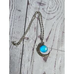 Cresent Moon Pendent Necklace With Blue Gem Silver Chain No Markings